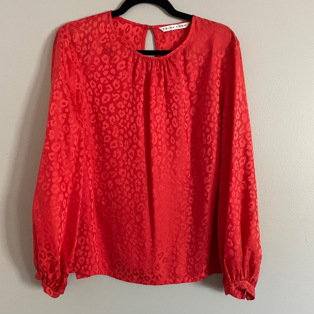 Trina Turk Blouse Womens Medium Red Silk Leopard Jacquard Long Sleeve Chic